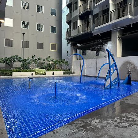 S Residences Tower 3 Moa Luxe Staycation By C Манила Экстерьер фото