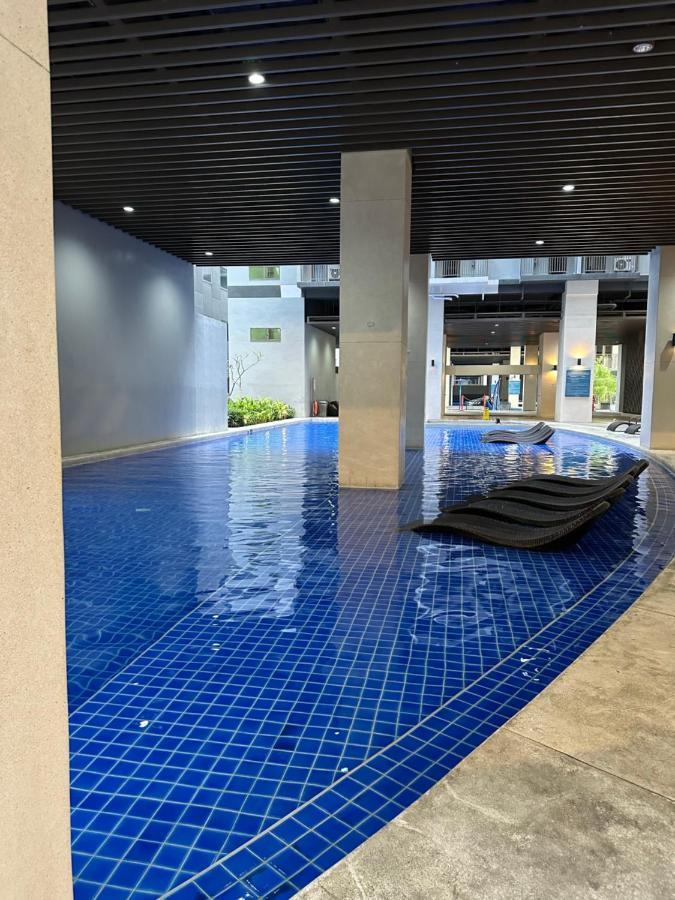 S Residences Tower 3 Moa Luxe Staycation By C Манила Экстерьер фото